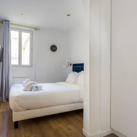 Appartement8p/full Equipped/bonne Nouvelle/bourse * Parigi